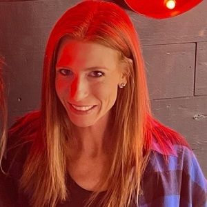 Meet your Posher, April